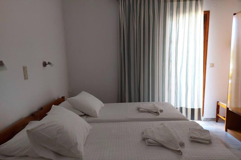 Menelaos Apartments Даратсо Экстерьер фото
