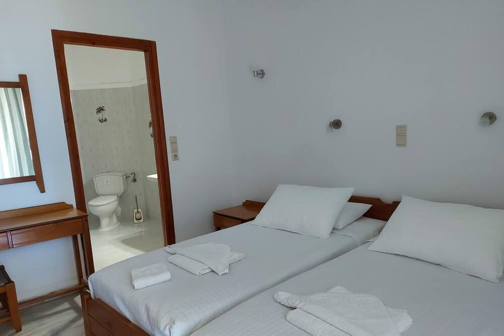 Menelaos Apartments Даратсо Экстерьер фото